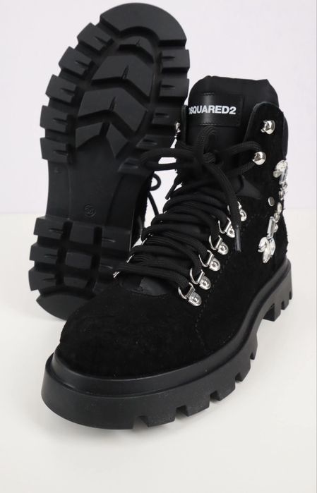 Страхотни боти Dsquared2