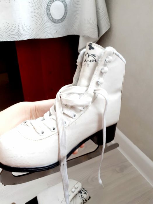 Коньки 35 размер