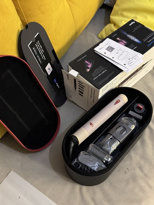 Фен dyson новый