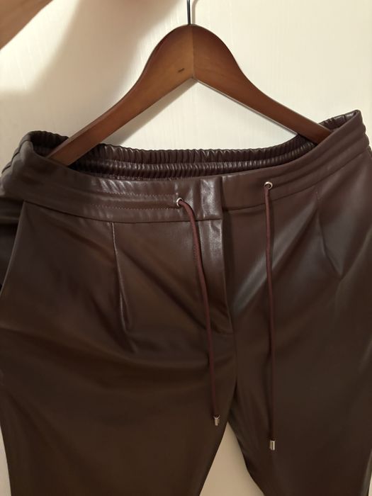 Дамски кожен панталон HUGO