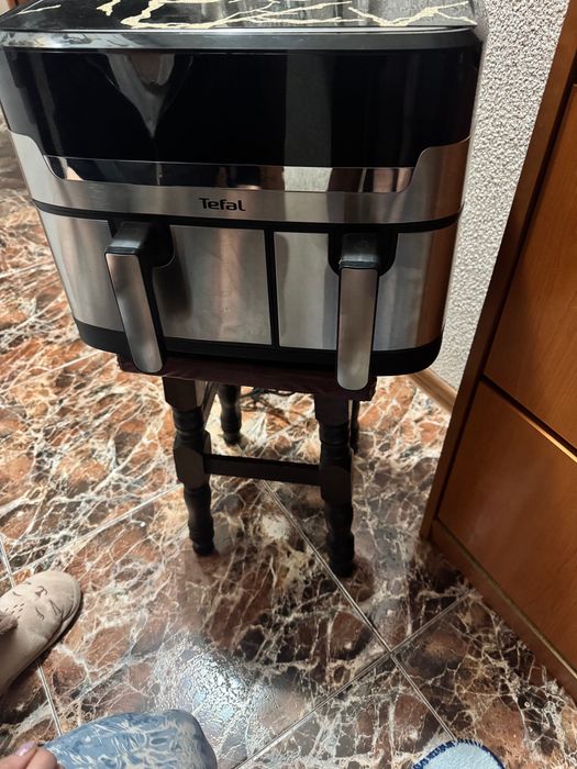 Friteuză cu aer cald