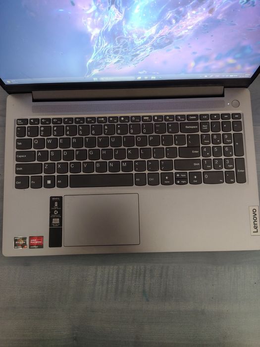 Laptop gaming Ryzen 7