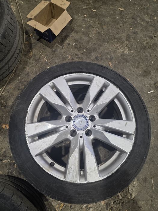 Джанти с гуми 17 цола за мерцедес w204/212/207