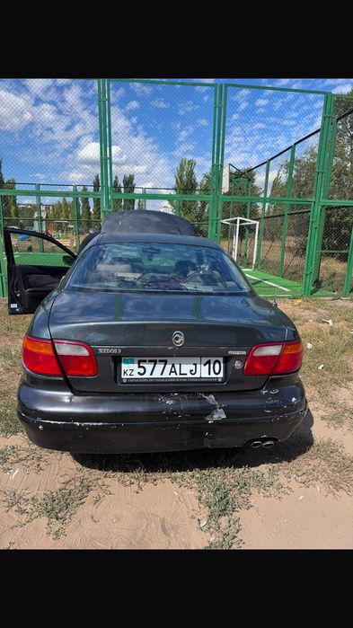 Авто Mazda Xedos 9