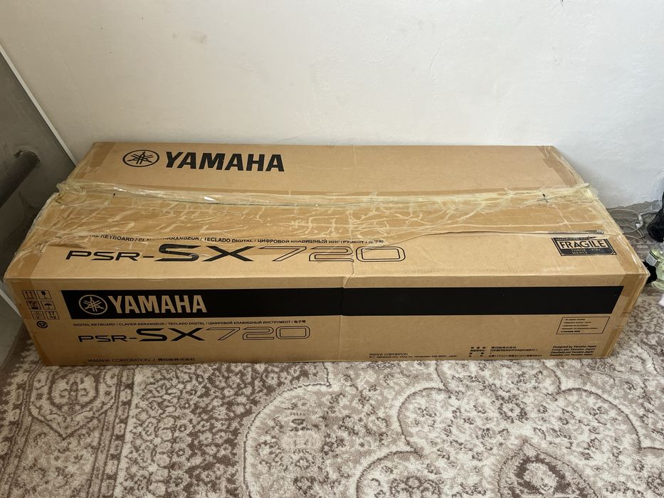 Yamaha psr-sx720