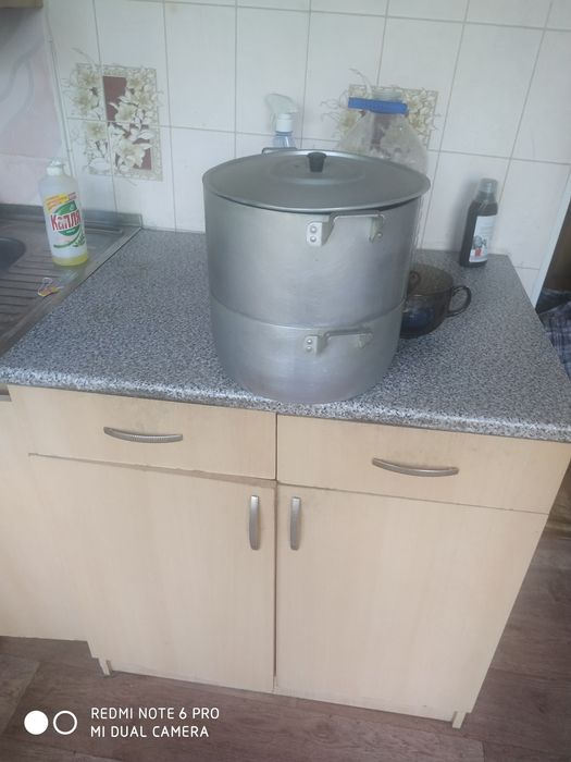 Продам мебель ,б/ у.Срочно продам,торг Шкаф, телевизор,диван