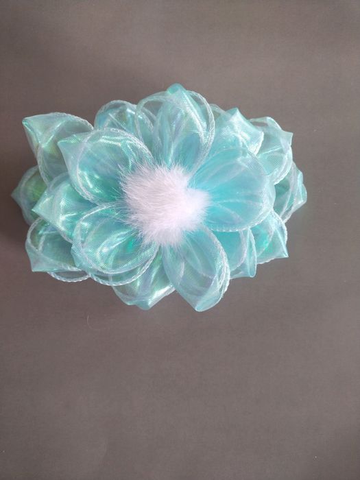 Продам банты ручной работы.