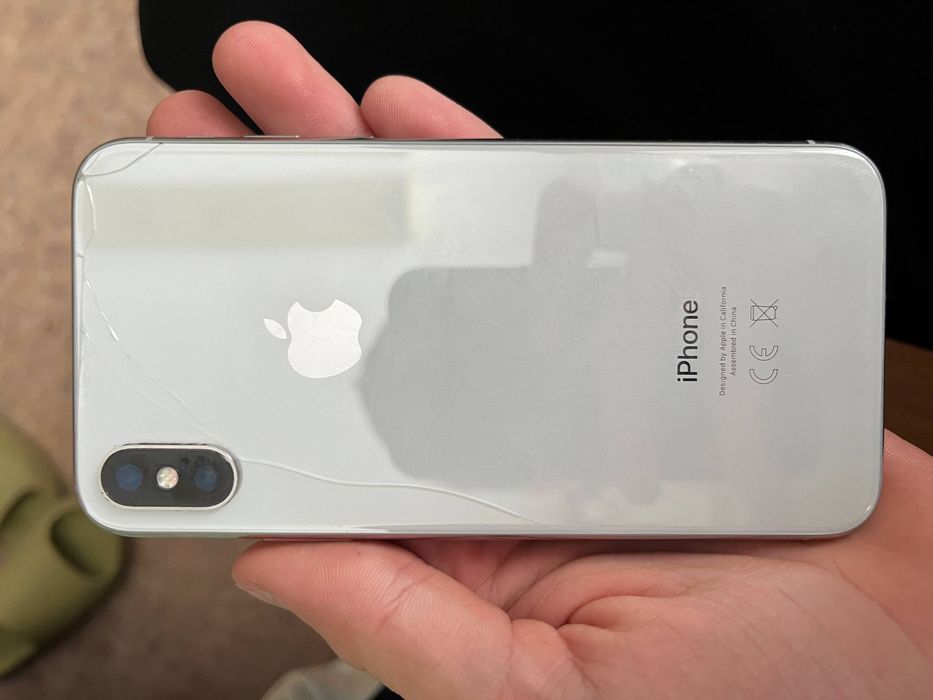 продам iphone x 64 гб
