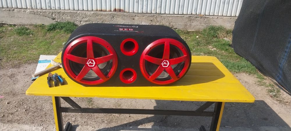 Продаю уселител(буфер) лля машины