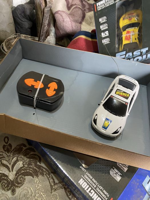 Машинки с пультом детские