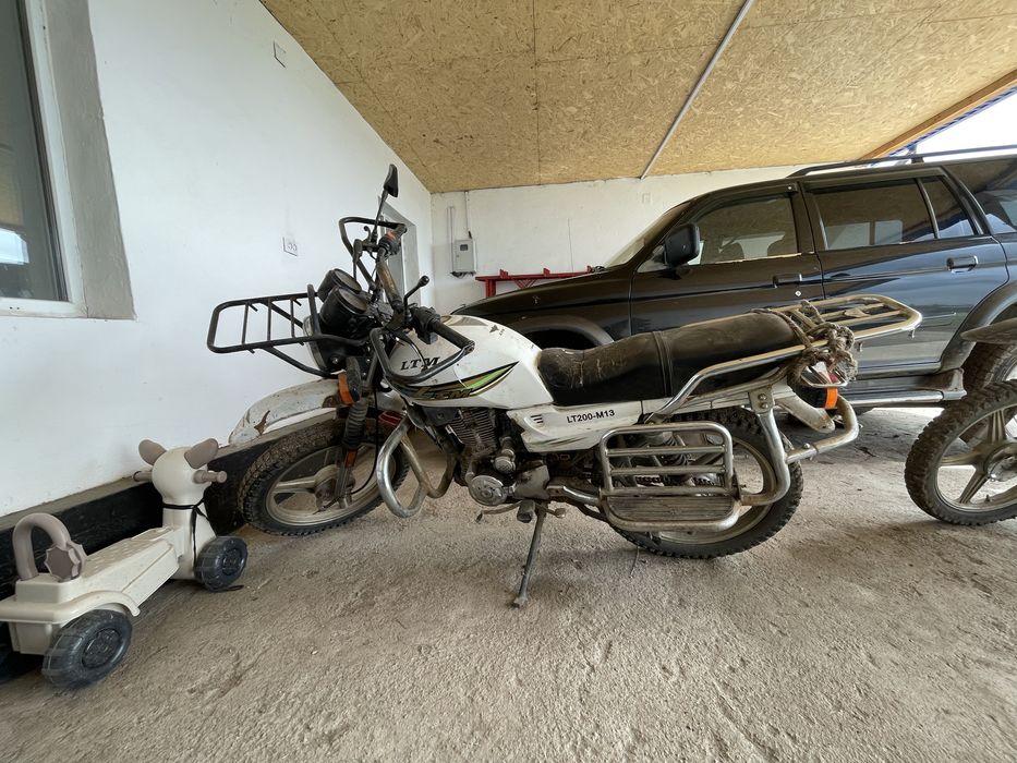 Продам мотоцикл лтм 200куб