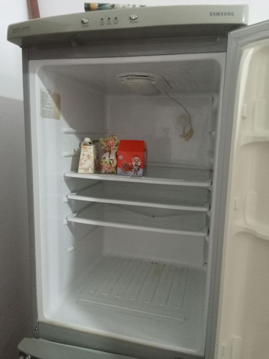 Холодильник Самсунг