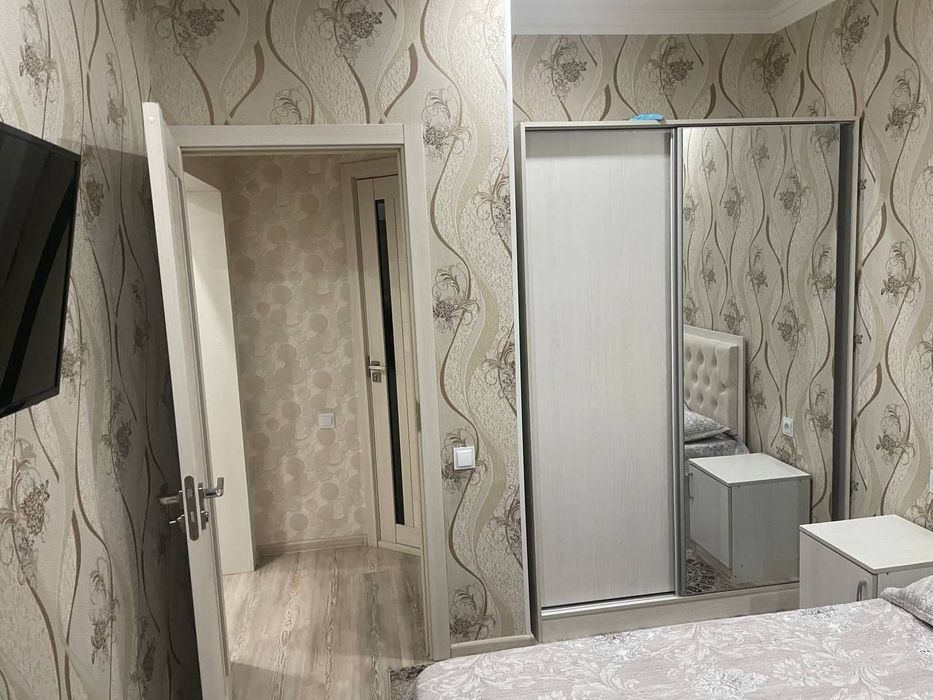 Квартира на метро Ойбек 2/6/9 общ пл 60м  Евро с обстановкой