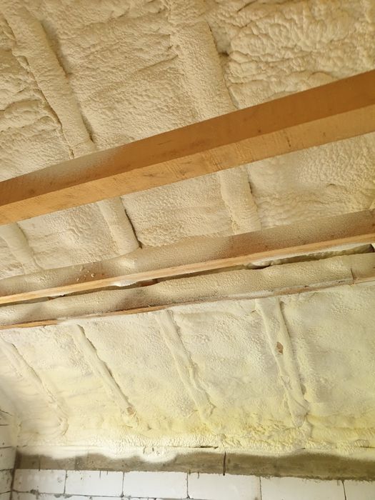 Izolatii cu spuma poliuretanica