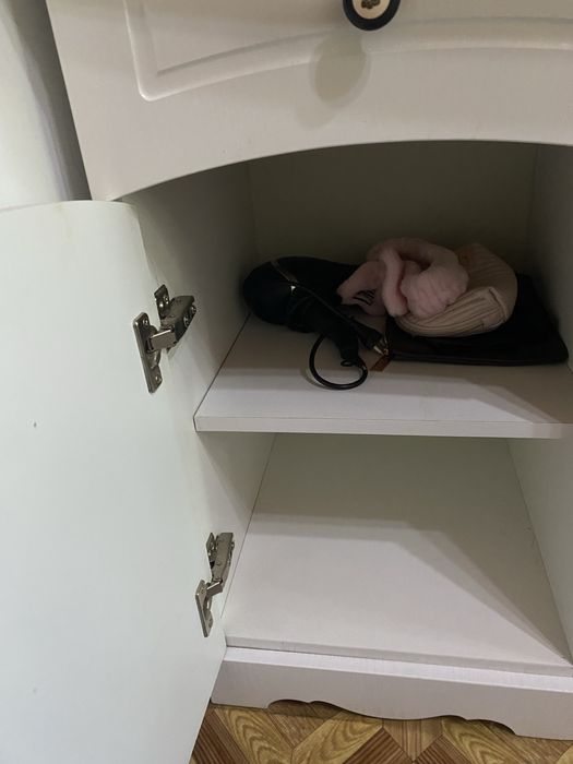 Продам спальный гарнитур