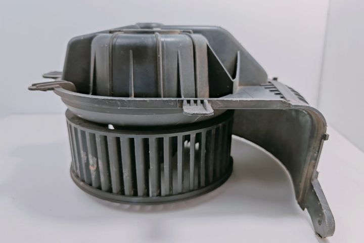 Ventilator habitaclu J84F666583V Renault Scenic a 2-a generatie