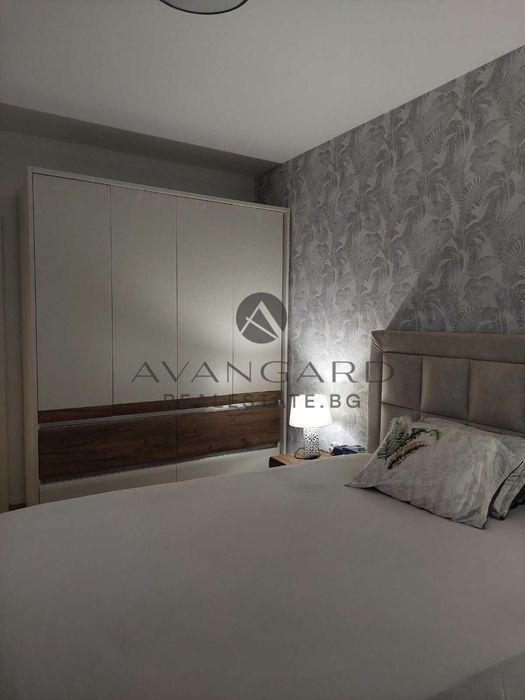 Продава се Двустаен апартамент в Пловдив, Център - 75 кв.м за 1387 €/кв.м - Снимка #8