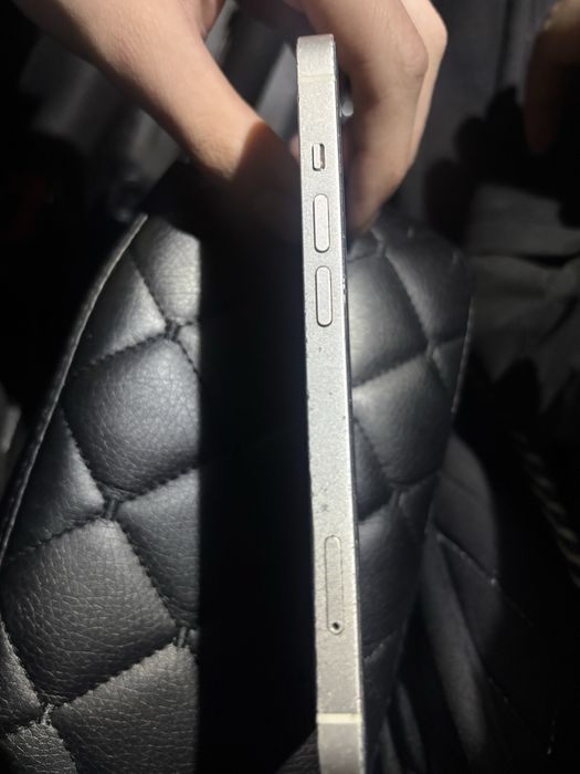 Iphone 13 в хорошем состоянии