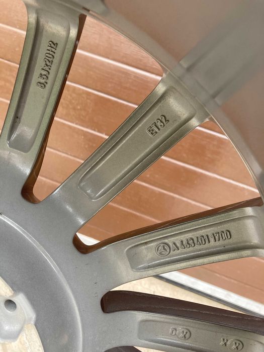 Janta G Class AMG R20 Continental 265/50R20 A4634011700 - Mercedes G