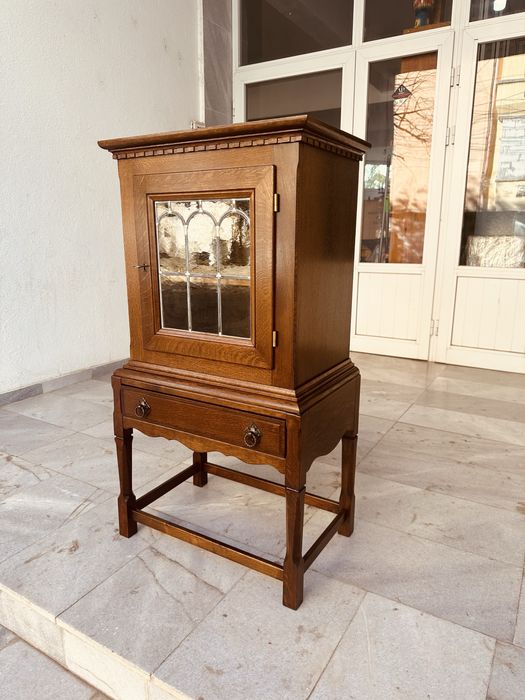 Дъбов шкаф/витрина с оловно стъкло от 70-те