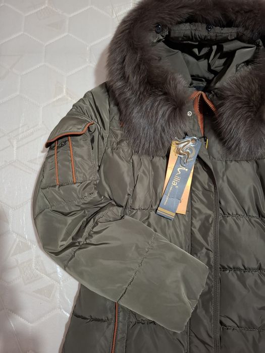 Куртка на девушку  зимняя натуральный мех новая