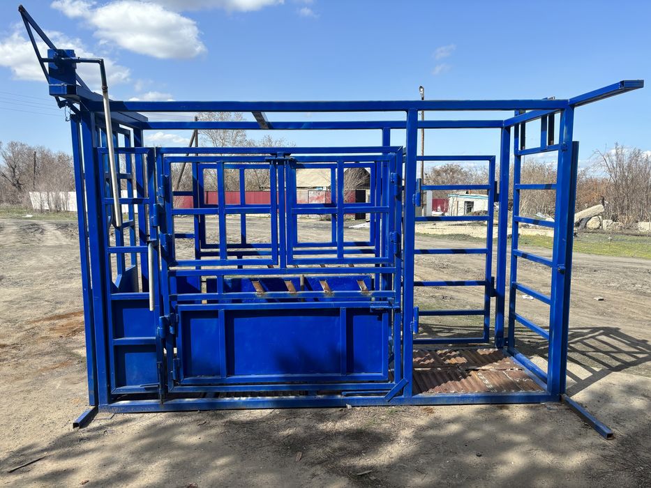 Станок фиксатор (Раскол) для КРС и Лошадей