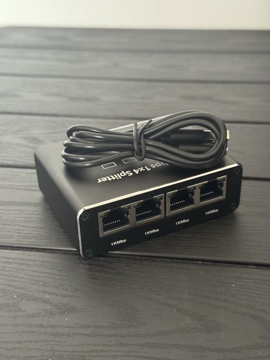 Splitter Switch Ethernet RJ45 1to4 100/1000Mbps