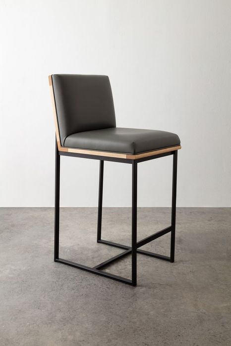 Barniy stul taburetka