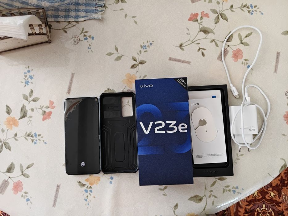 Продам срочно Vivo v23e