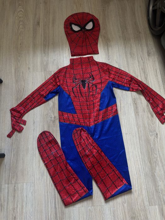 Человек паук костюм