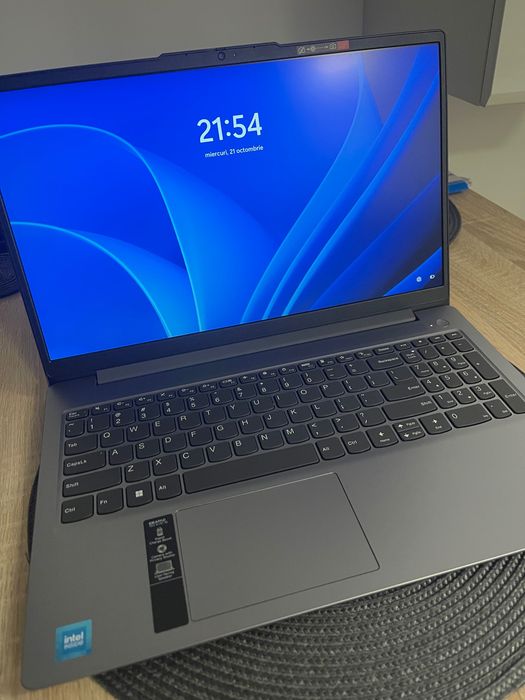 Vanzare Laptop LENOVO