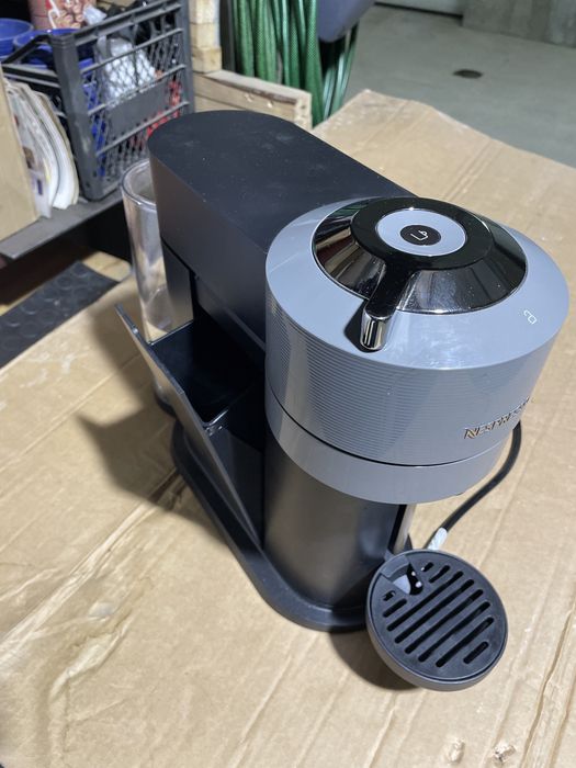 Кафе-машина за капсули Nespresso Vertuo Next