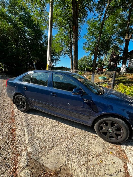 Mașina Skoda Octavia
