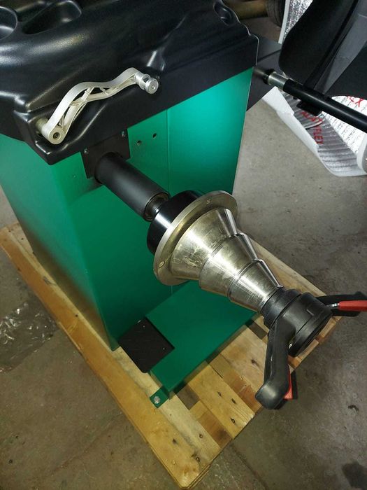 продам балансировочный станок S600