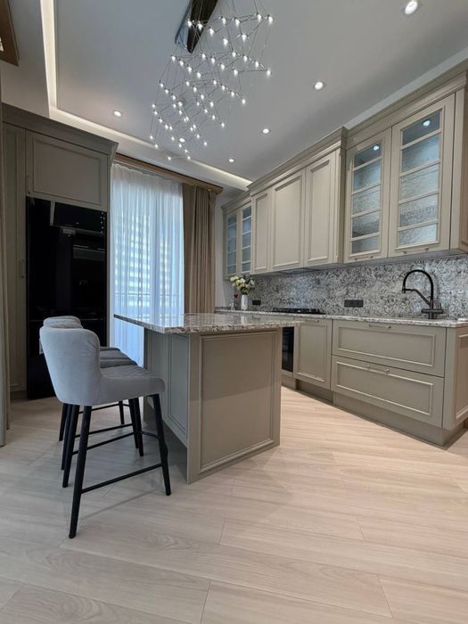 Продажа квартиры в ЖК Инфинити 4 комнатная евро новая