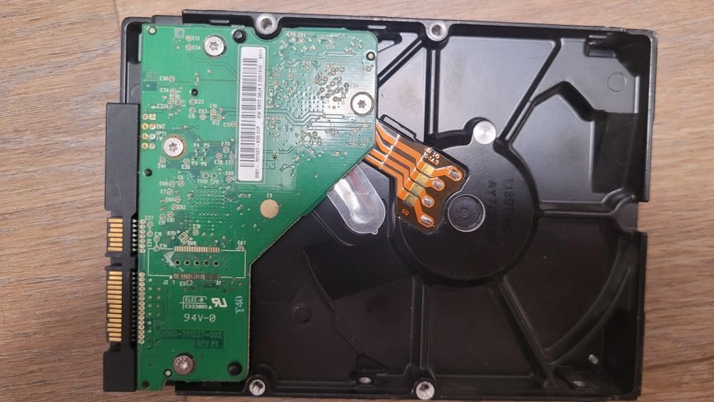 Жёсткий диск 320gb в отличном состоянии