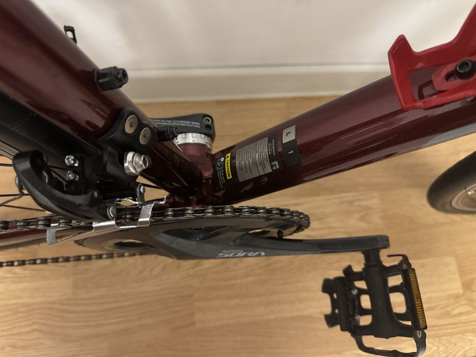Продам шоссейный велосипед Giant Contend 1