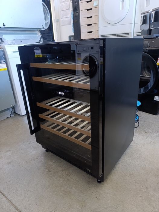 Нова!!! Витрина за вино FRILEC