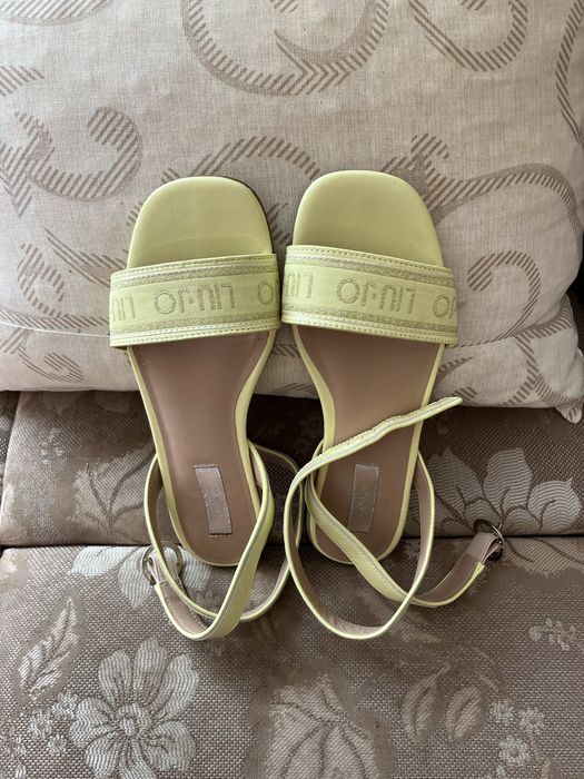 Красиви сандали 36 номер от естествена кожа