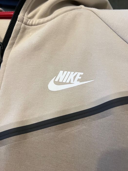 Спортен суитшърт Nike размер L/ XL