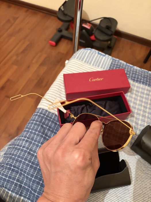 Продам солнцезащитные очки Cartier