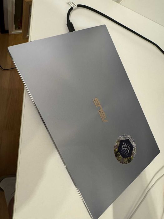 ASUS ZenBook 14 UX431