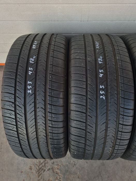 Всесезонни гуми 4 броя MICHELIN PilotSport AllSeason4 255 45 R18