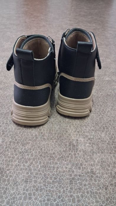 Ботинки на девочку