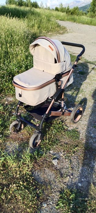 Продам коляску 2 в 1