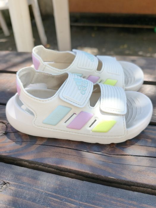 Сандали Adidas 27 номер
