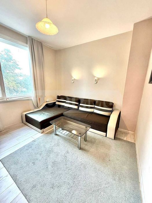 Дава се под наем Тристаен апартамент в Варна, Гръцка махала - 77 кв.м за 1097.01 € - Снимка #8