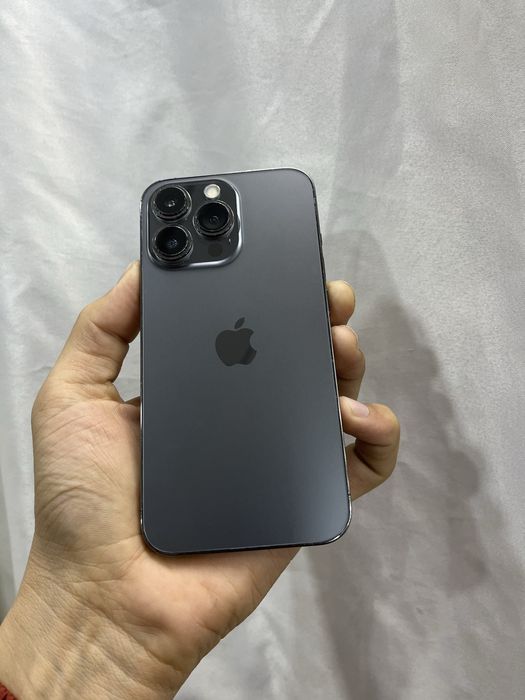 IPhone 13 Pro 256GB        .