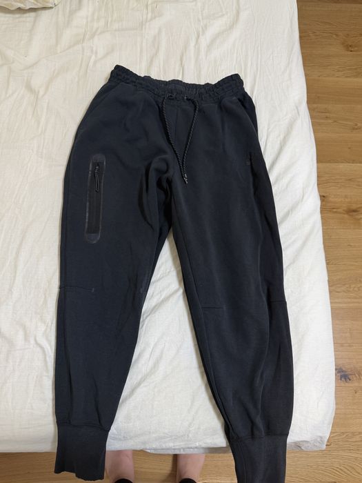 Дамски панталон Nike tech fleece