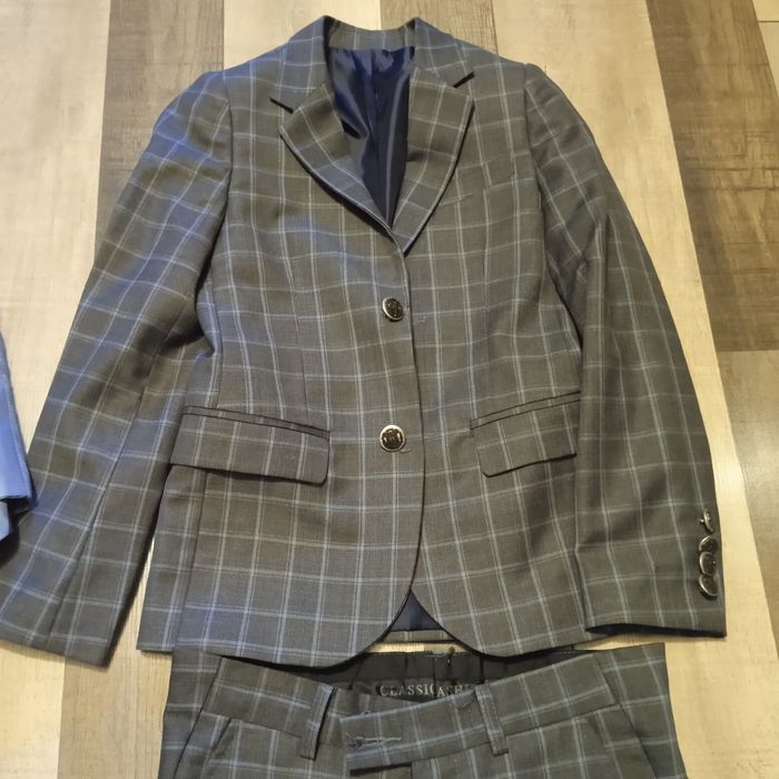 Костюм классический тройка